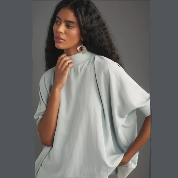 Brand New Flat White Turtleneck Popover Top - Picture 4 of 5